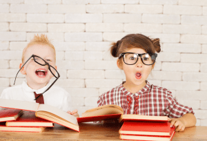 niños leyendo